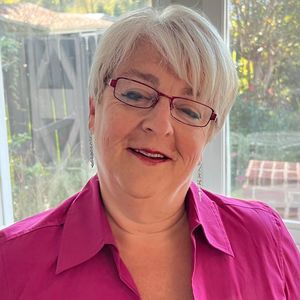 Meet your Posher, Lori